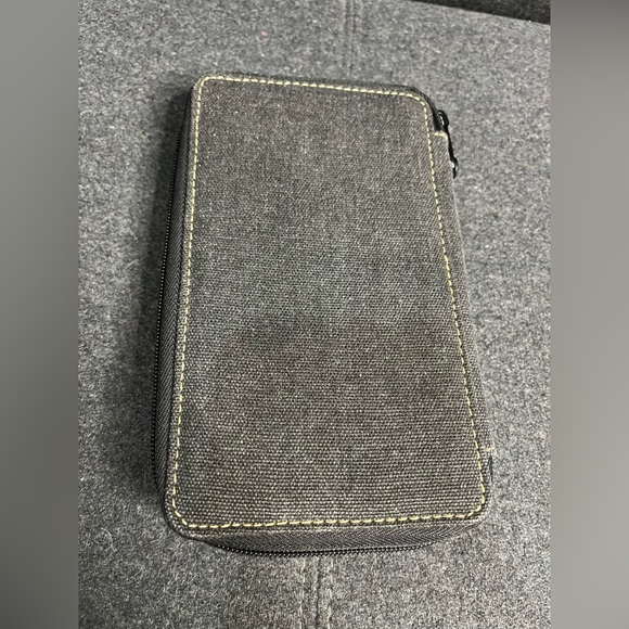 Global art canvas pencil case - Picture 5 of 11